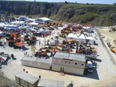 山推攜DH16K全液壓推土機亮相英國HILLHEAD工程機械展！