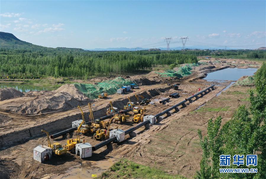 (經濟)(1)中俄東線天然氣管道工程跨河北灤河段加緊建設