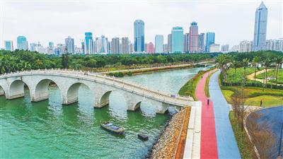 ?？跒硶惩üこ?ldquo;三道”（漫步道、跑步道、騎行道）近日正式對外開放。 本報記者 張茂 攝