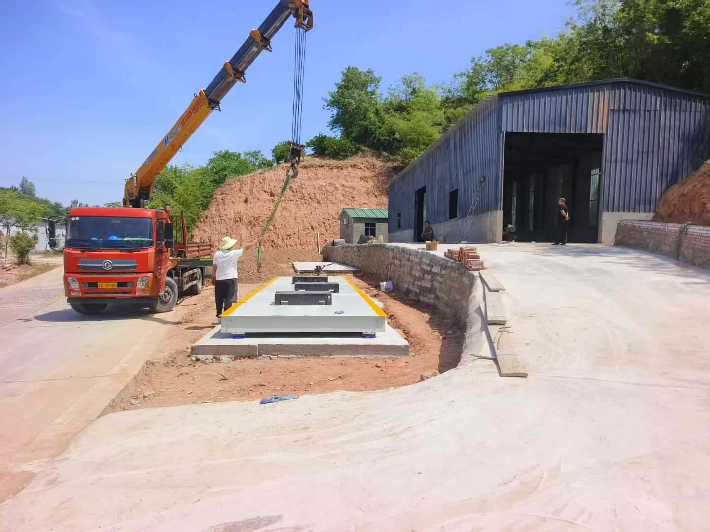 十堰100T全電子汽車衡安裝調試